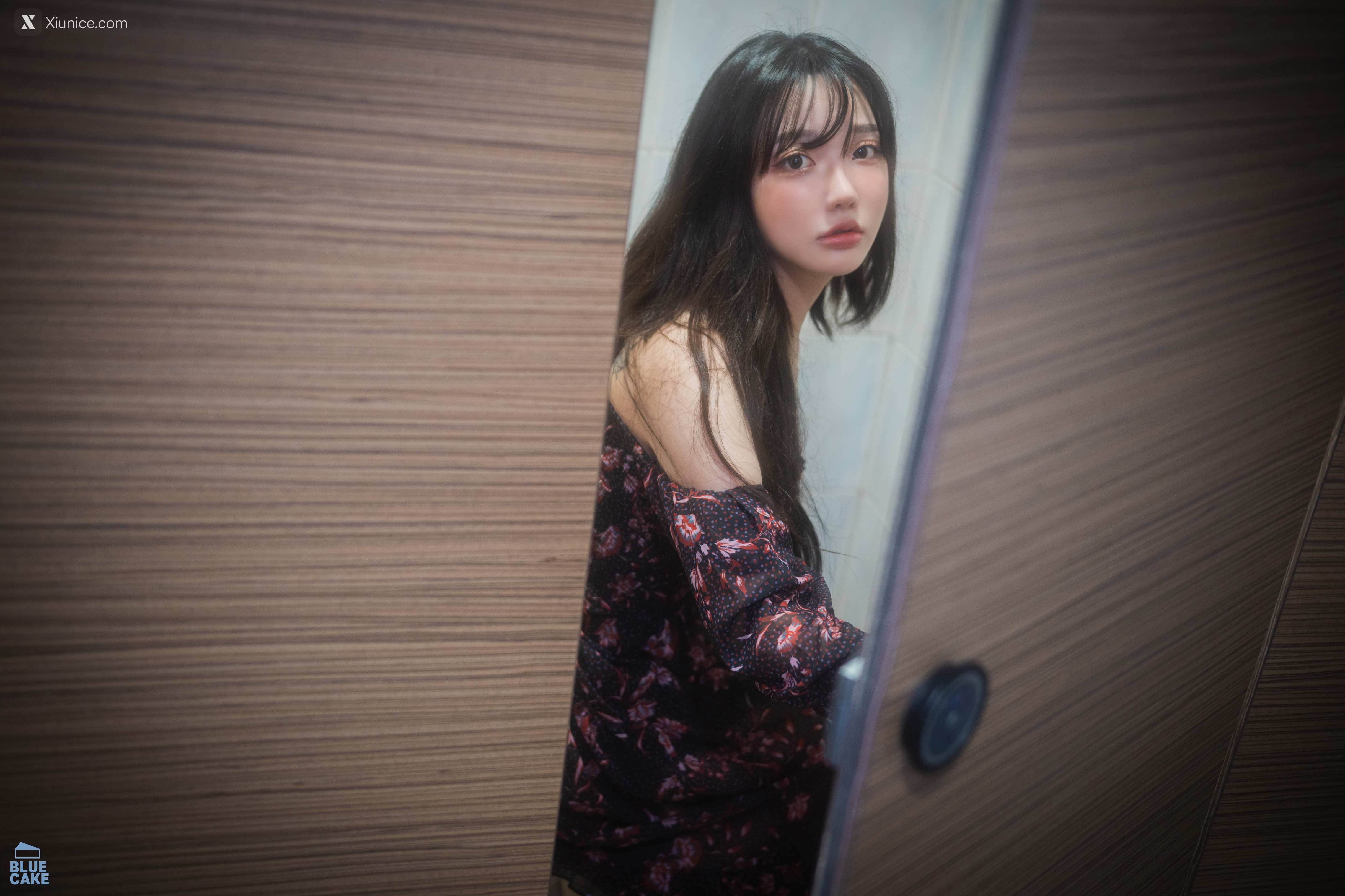 BLUECAKE Son Ye Eun (손예은) Nothing WHITE 5