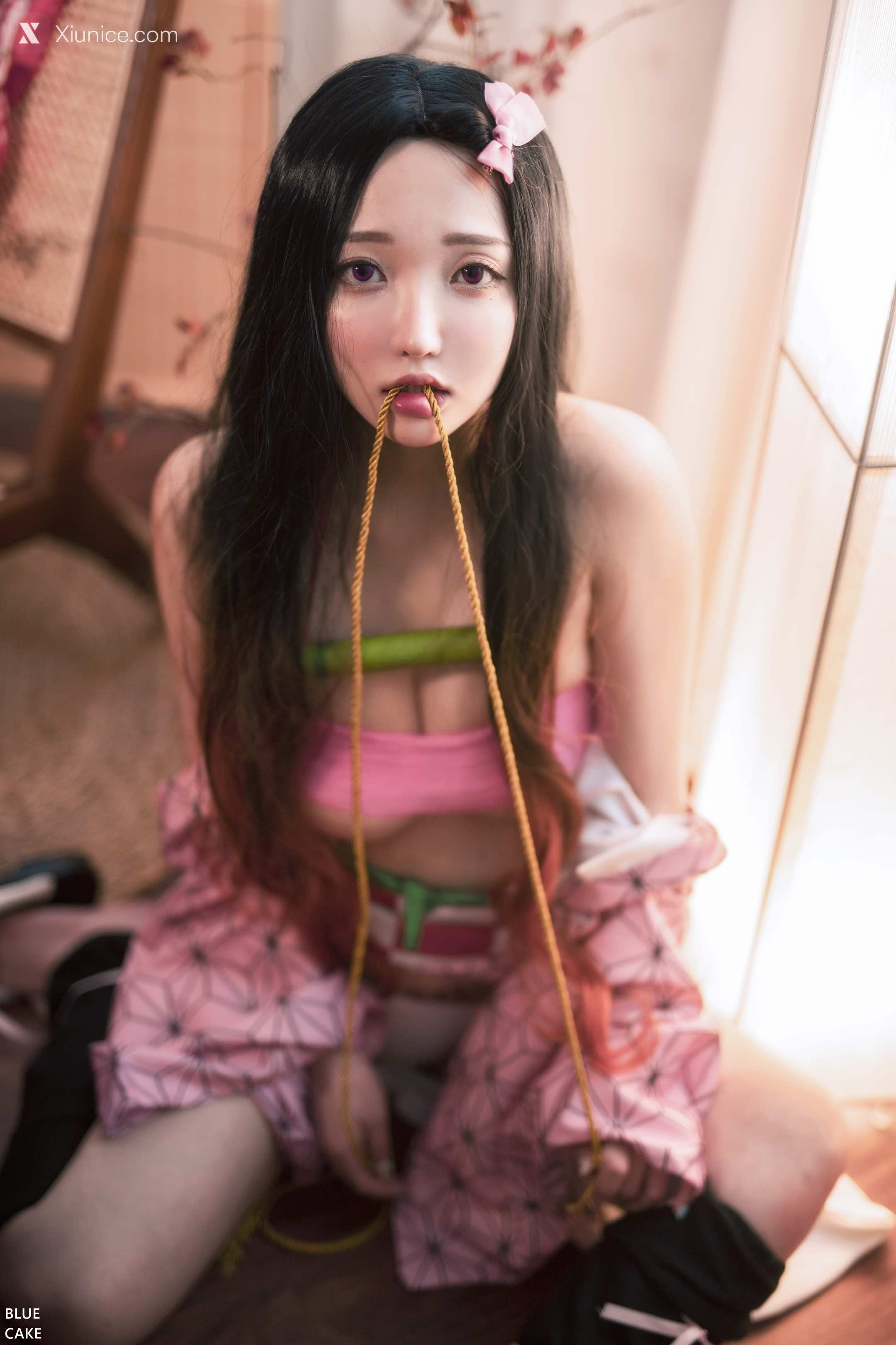 BLUECAKE Son Ye Eun (손예은) Pink Oni 22