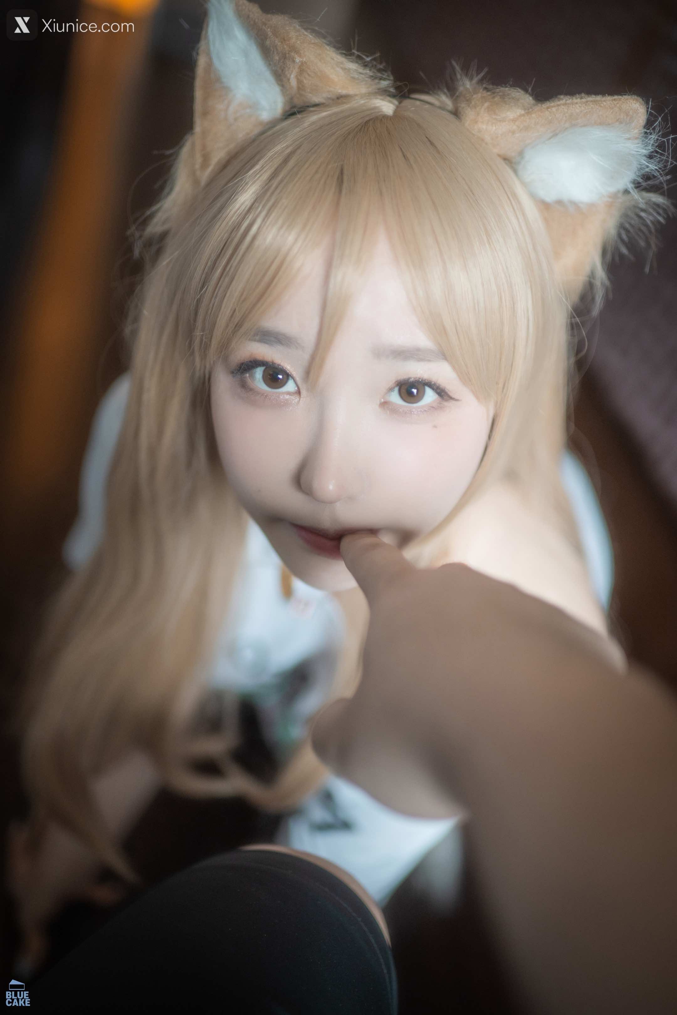 BLUECAKE Son Ye Eun (손예은) Puss Puss (+RED Ver + COSPLAY) 120