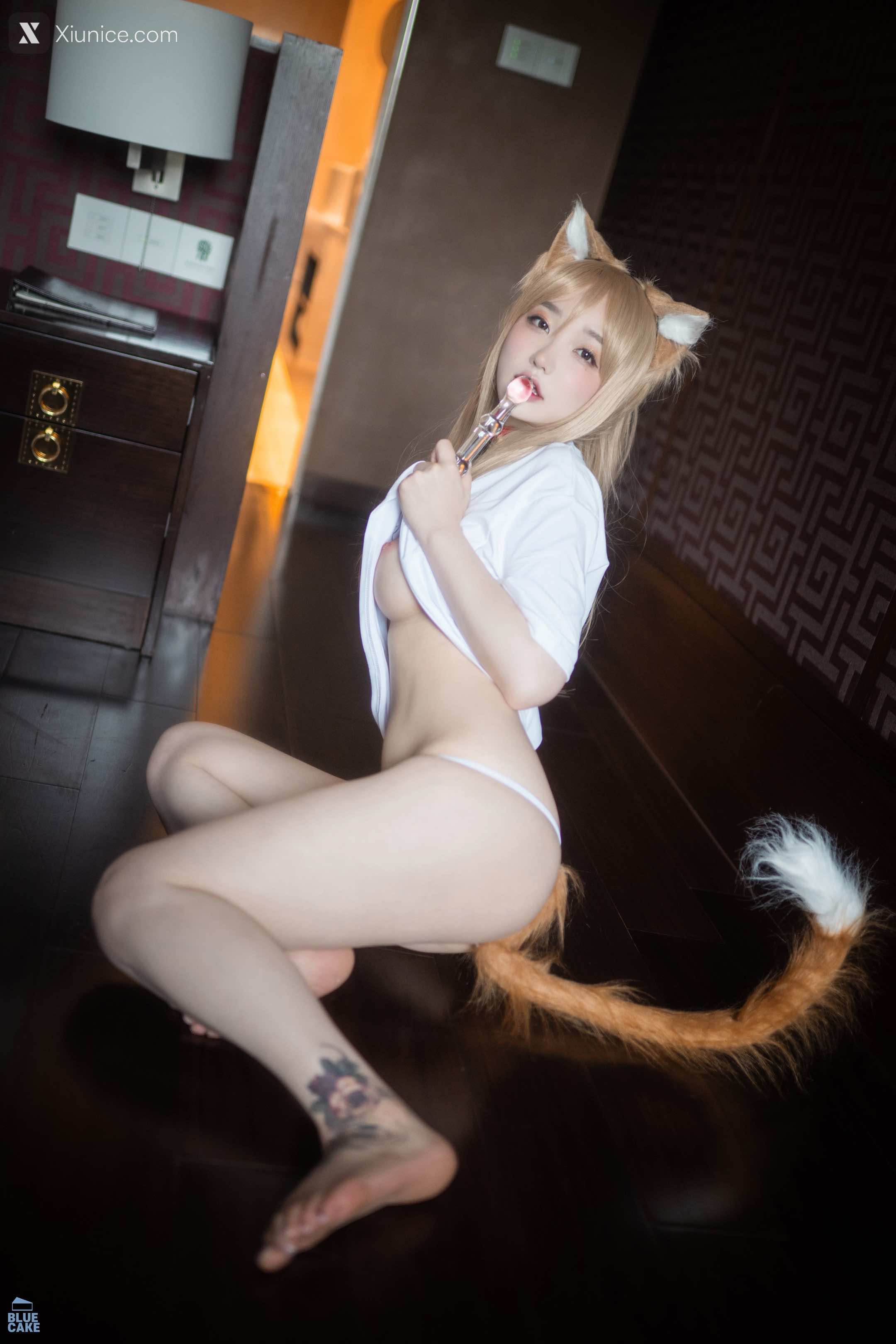 BLUECAKE Son Ye Eun (손예은) Puss Puss (+RED Ver + COSPLAY) 95