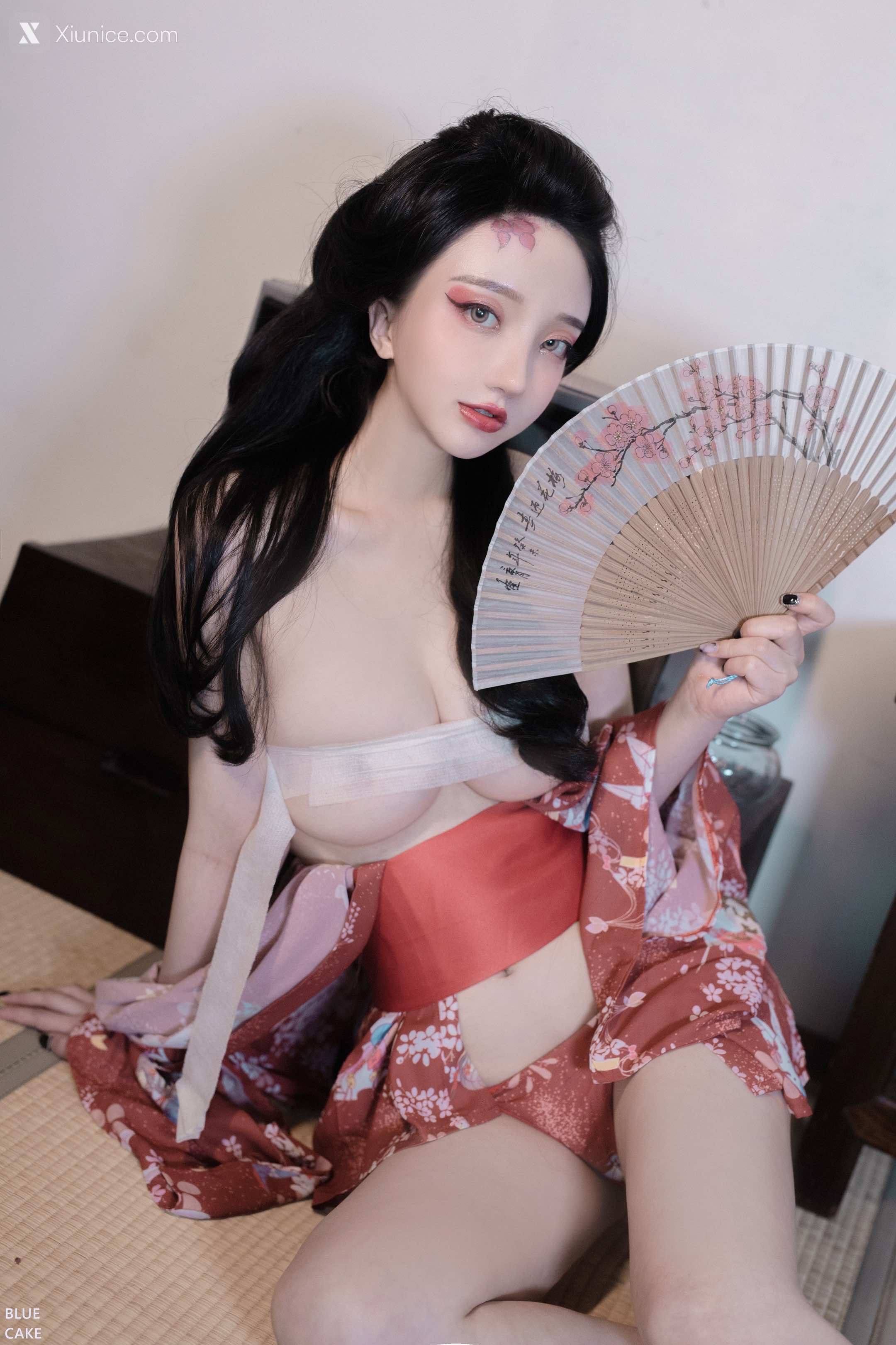BLUECAKE Son Ye Eun (손예은) RED ONI 68