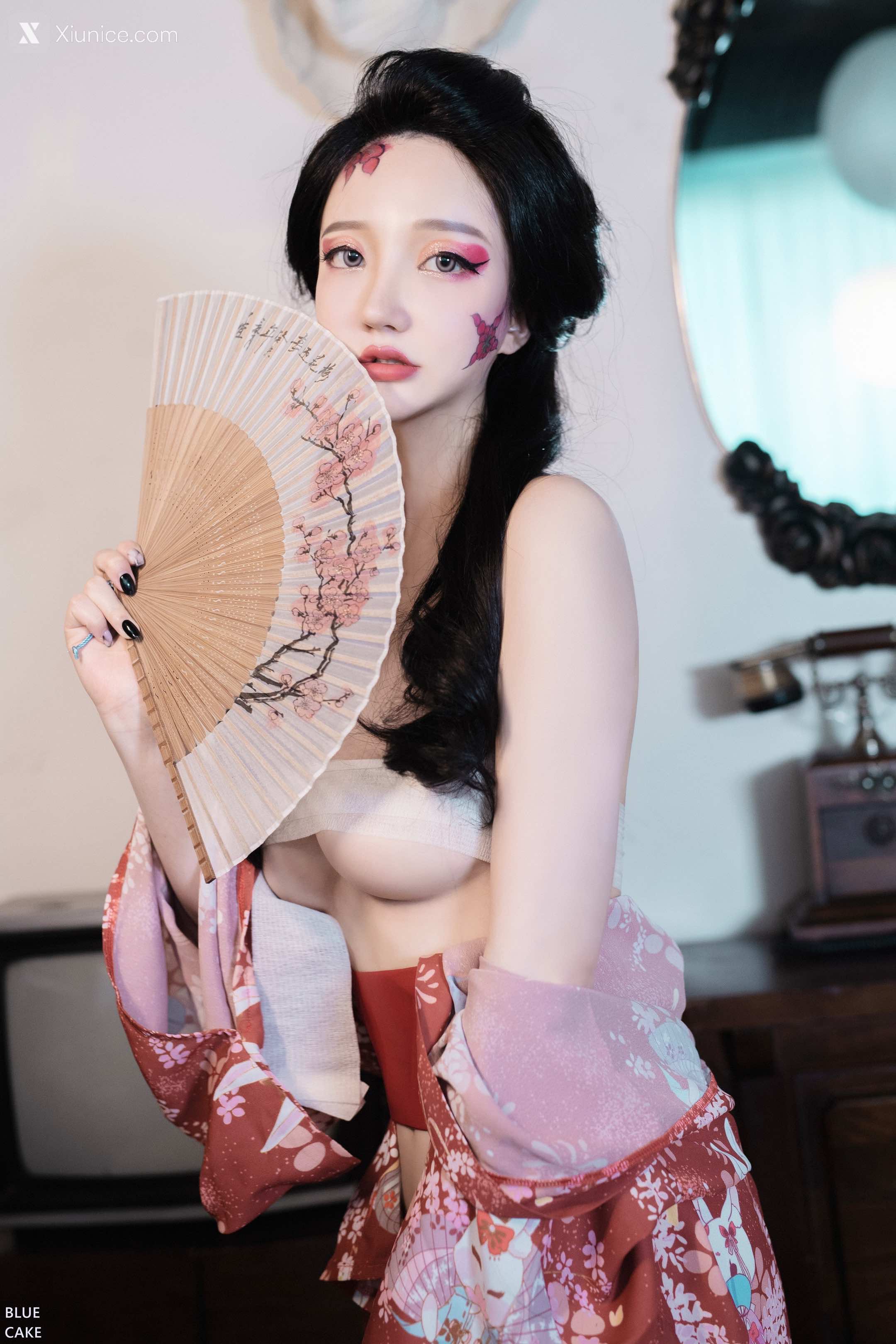 BLUECAKE Son Ye Eun (손예은) RED ONI 79