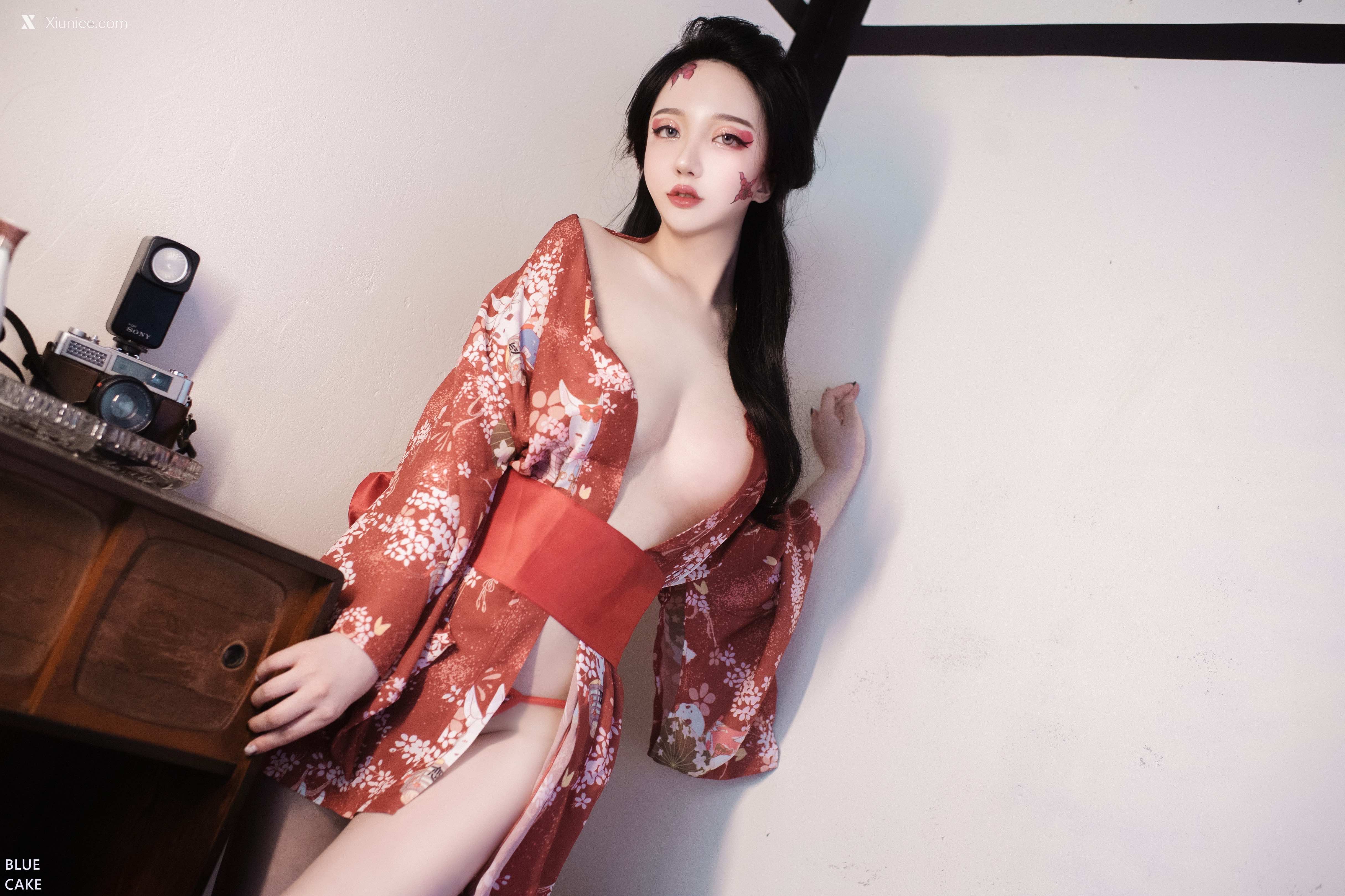 BLUECAKE Son Ye Eun (손예은) RED ONI 99