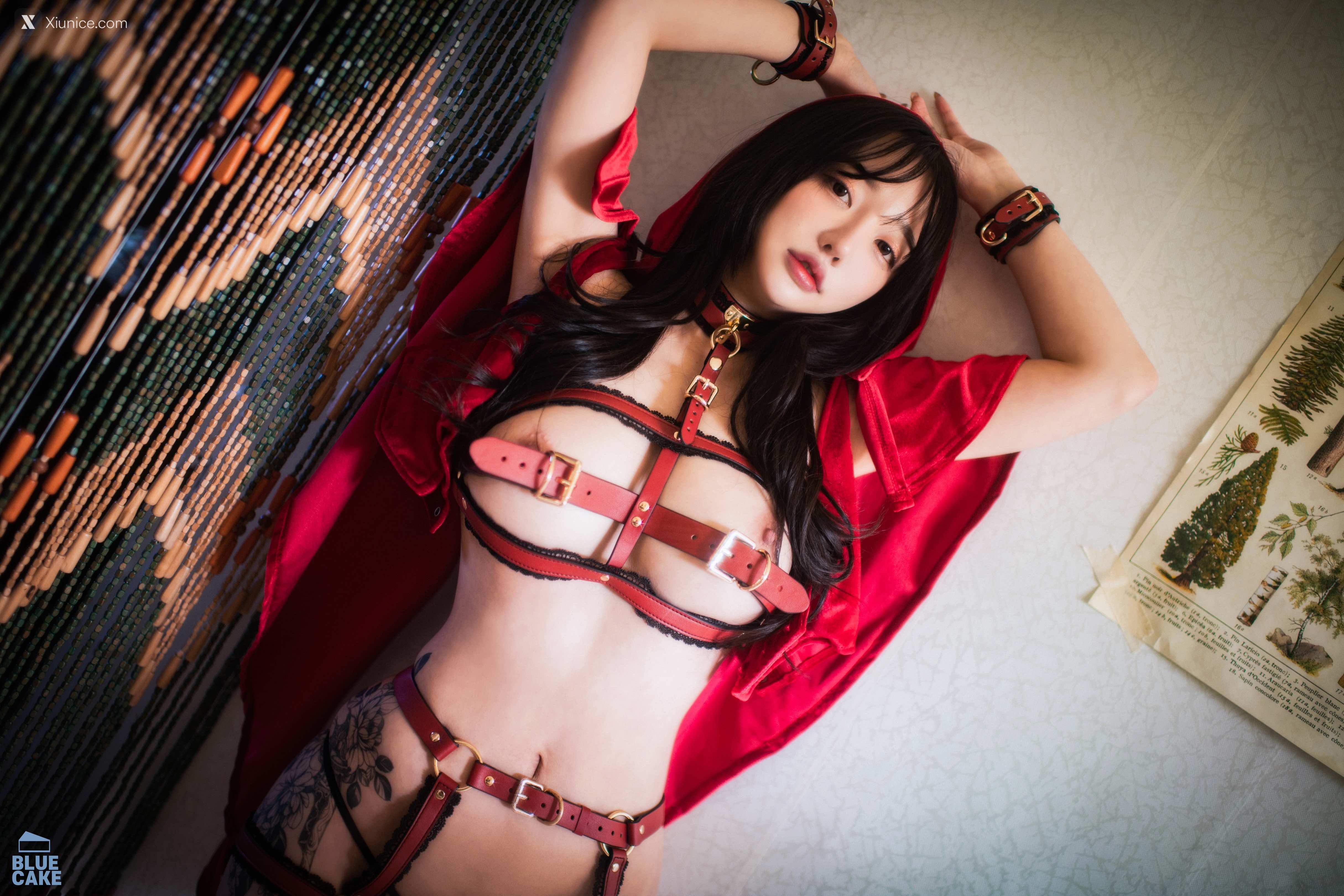BLUECAKE Son Ye Eun (손예은) REDHOOD SM 102