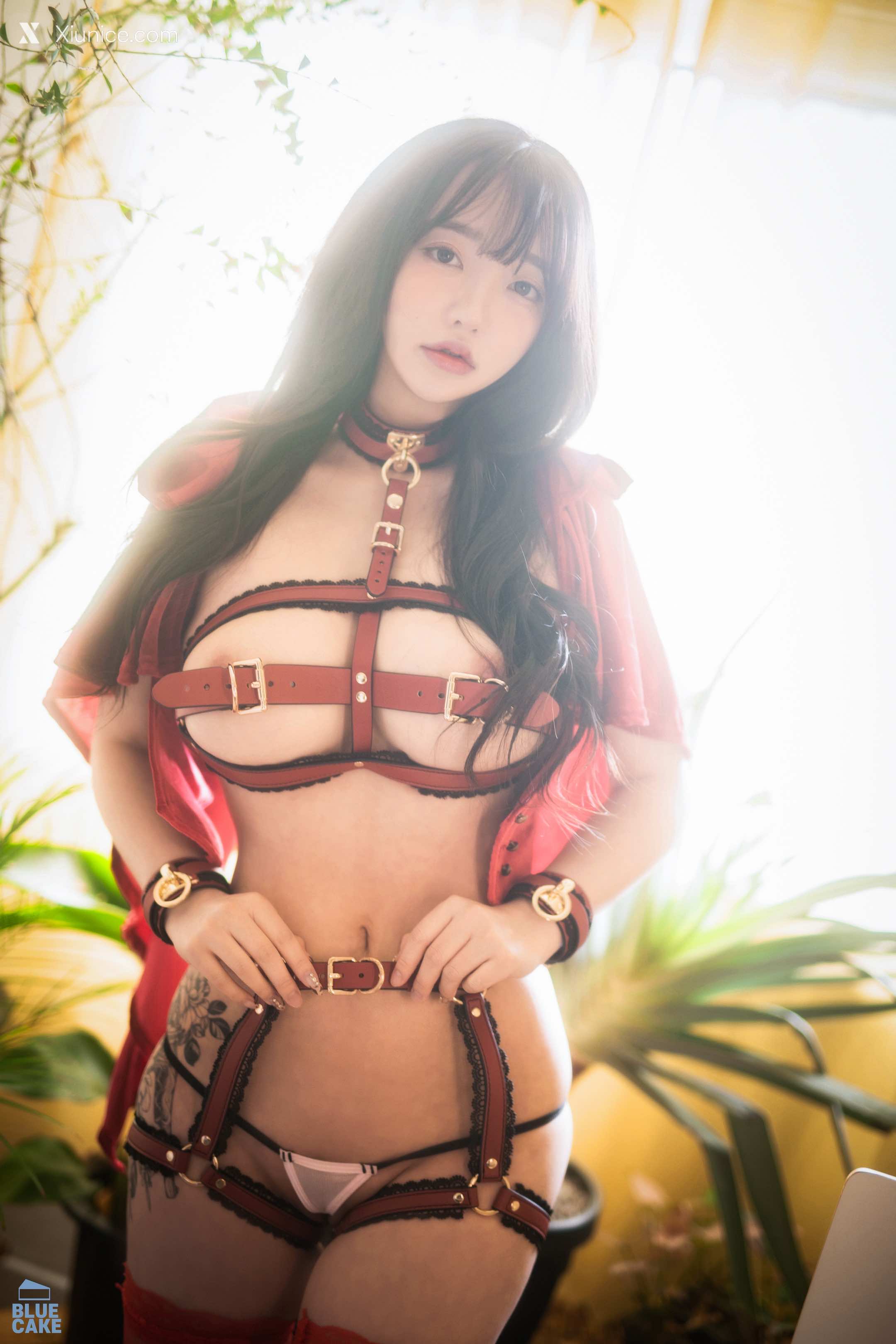 BLUECAKE Son Ye Eun (손예은) REDHOOD SM 36