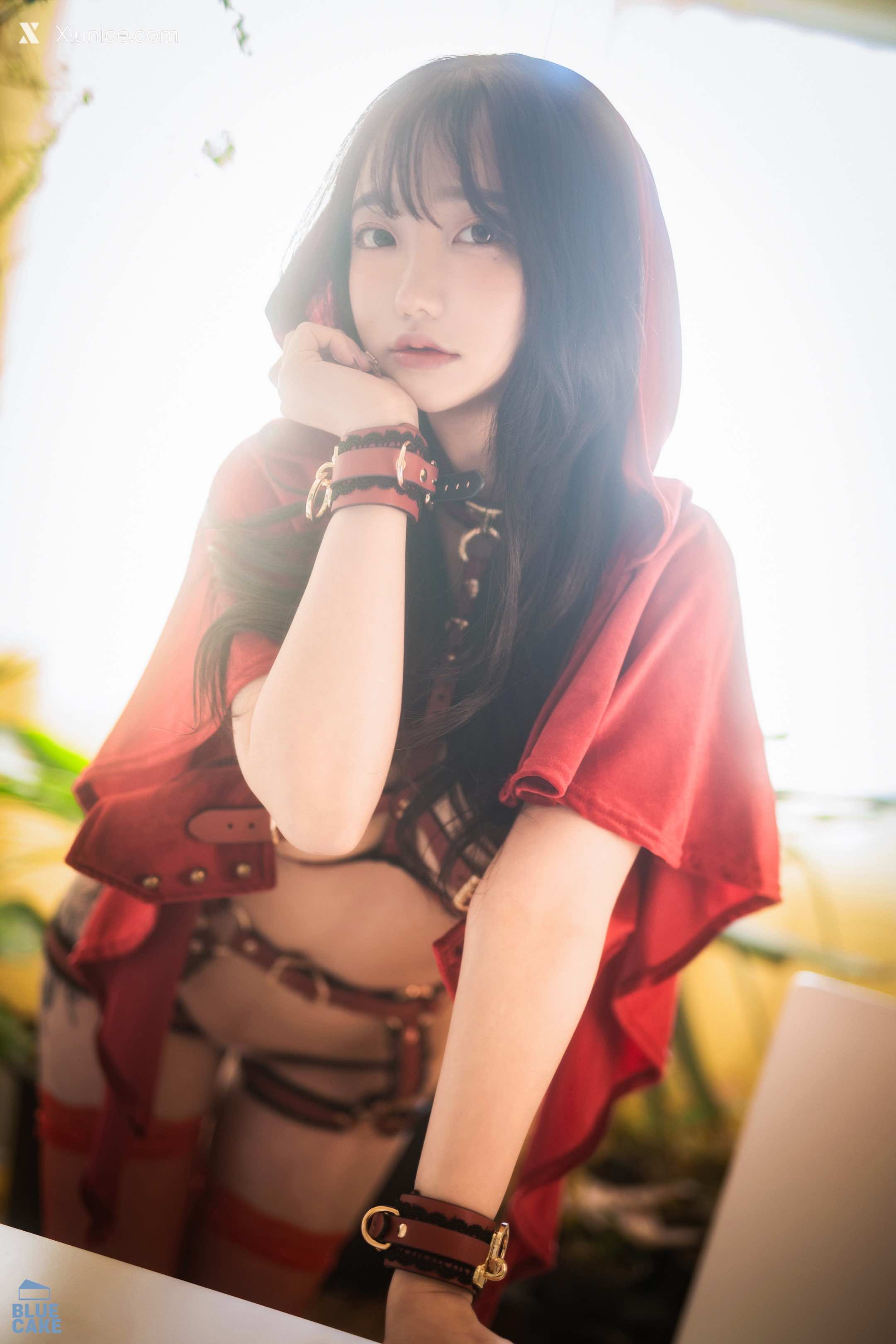 BLUECAKE Son Ye Eun (손예은) REDHOOD SM 5