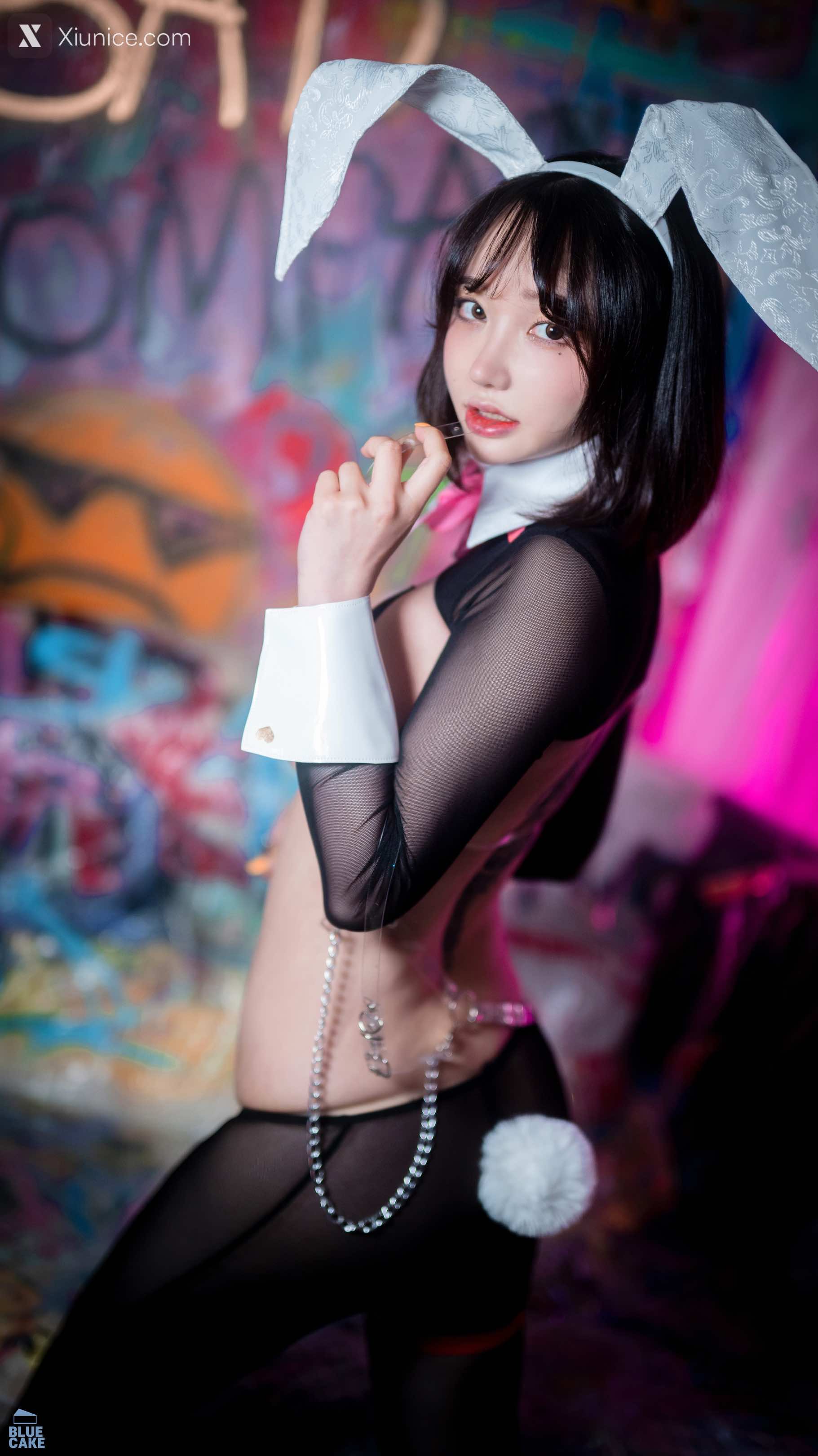BLUECAKE Son Ye Eun (손예은) Reverse Bunny Girl 107
