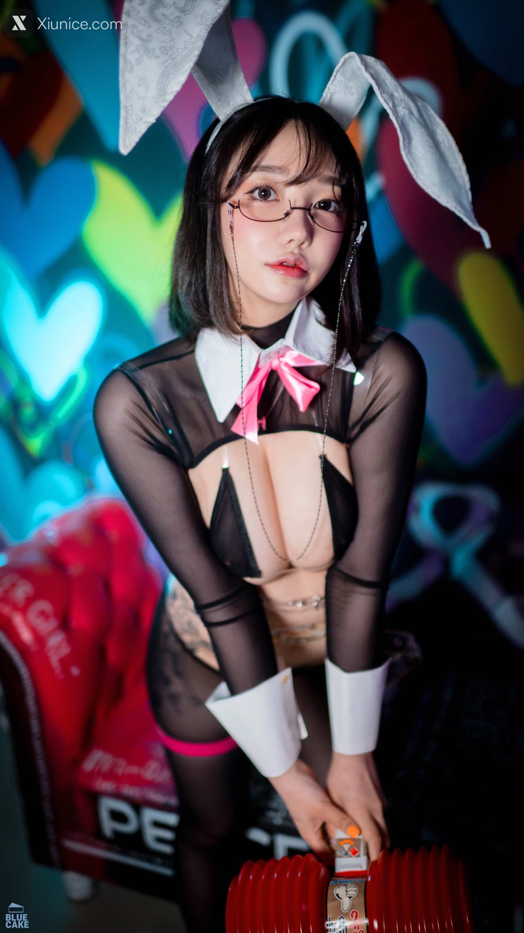 BLUECAKE Son Ye Eun (손예은) Reverse Bunny Girl 73
