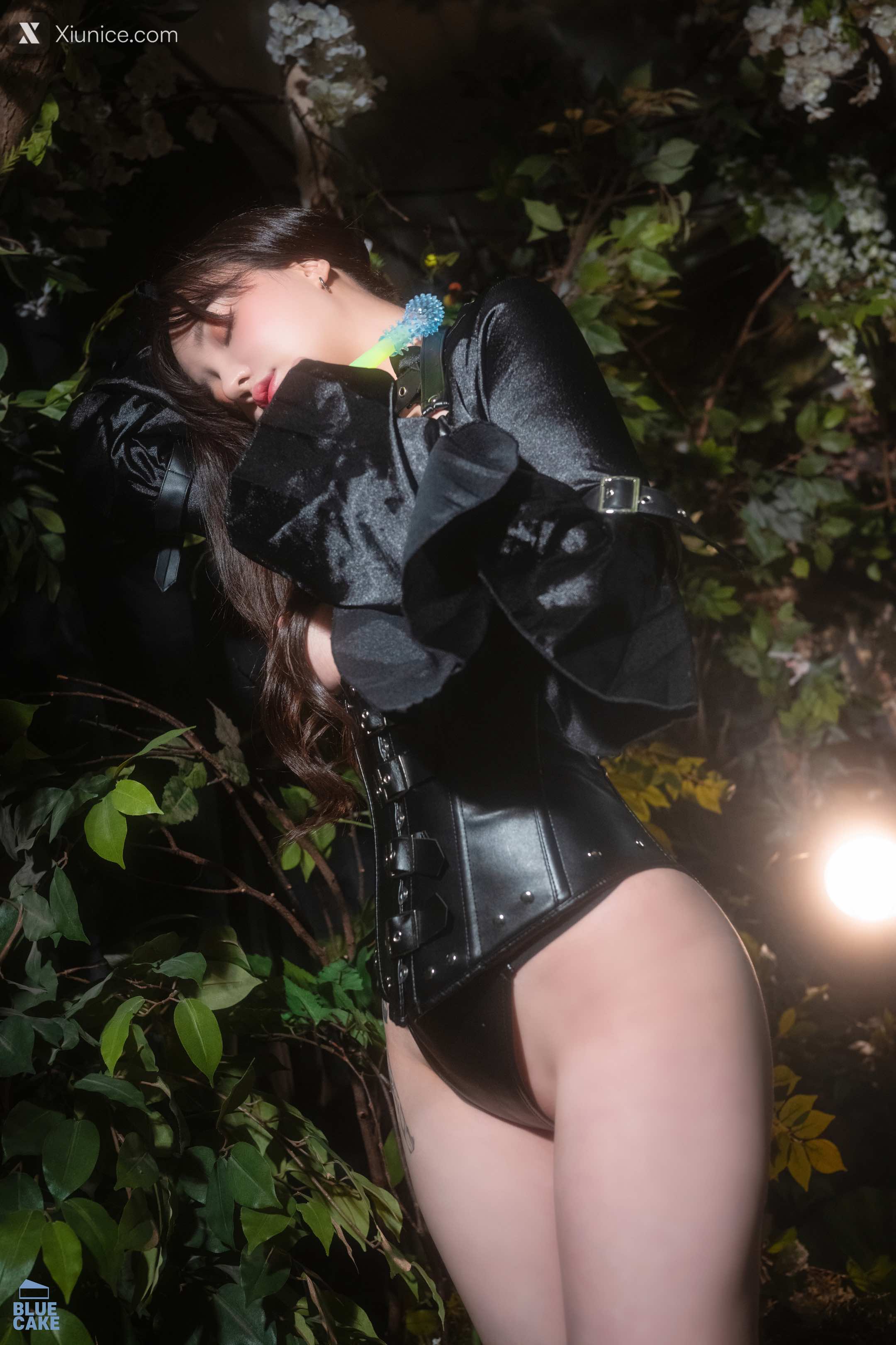 BLUECAKE Son Ye Eun (손예은) Tentacle Bukkake 29