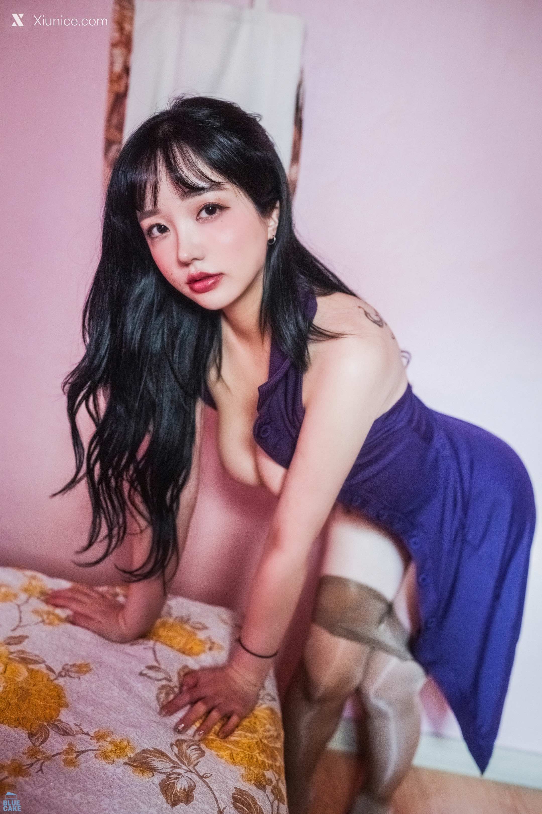 BLUECAKE YeEun Nude No Panty 146