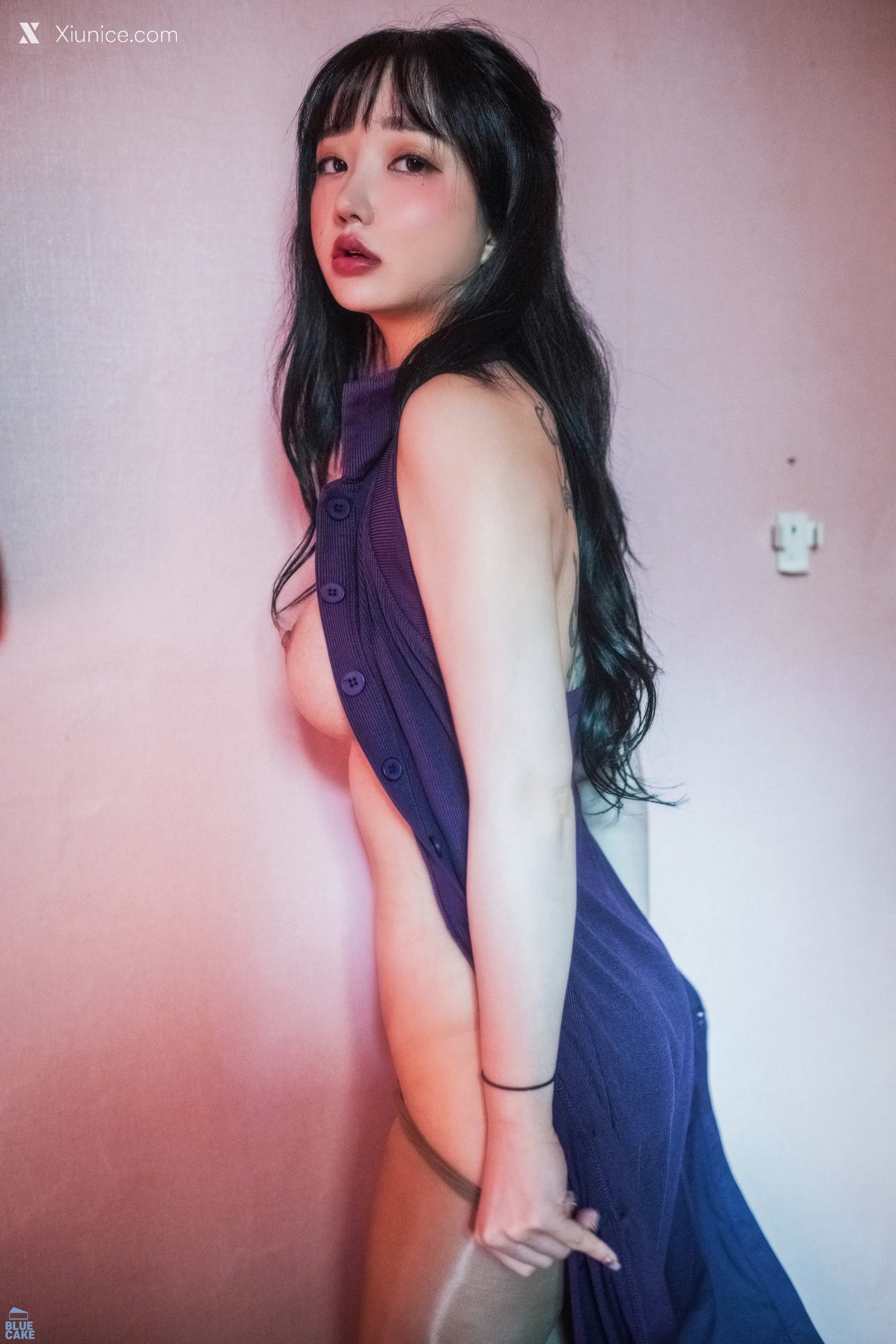 BLUECAKE YeEun Nude No Panty 63