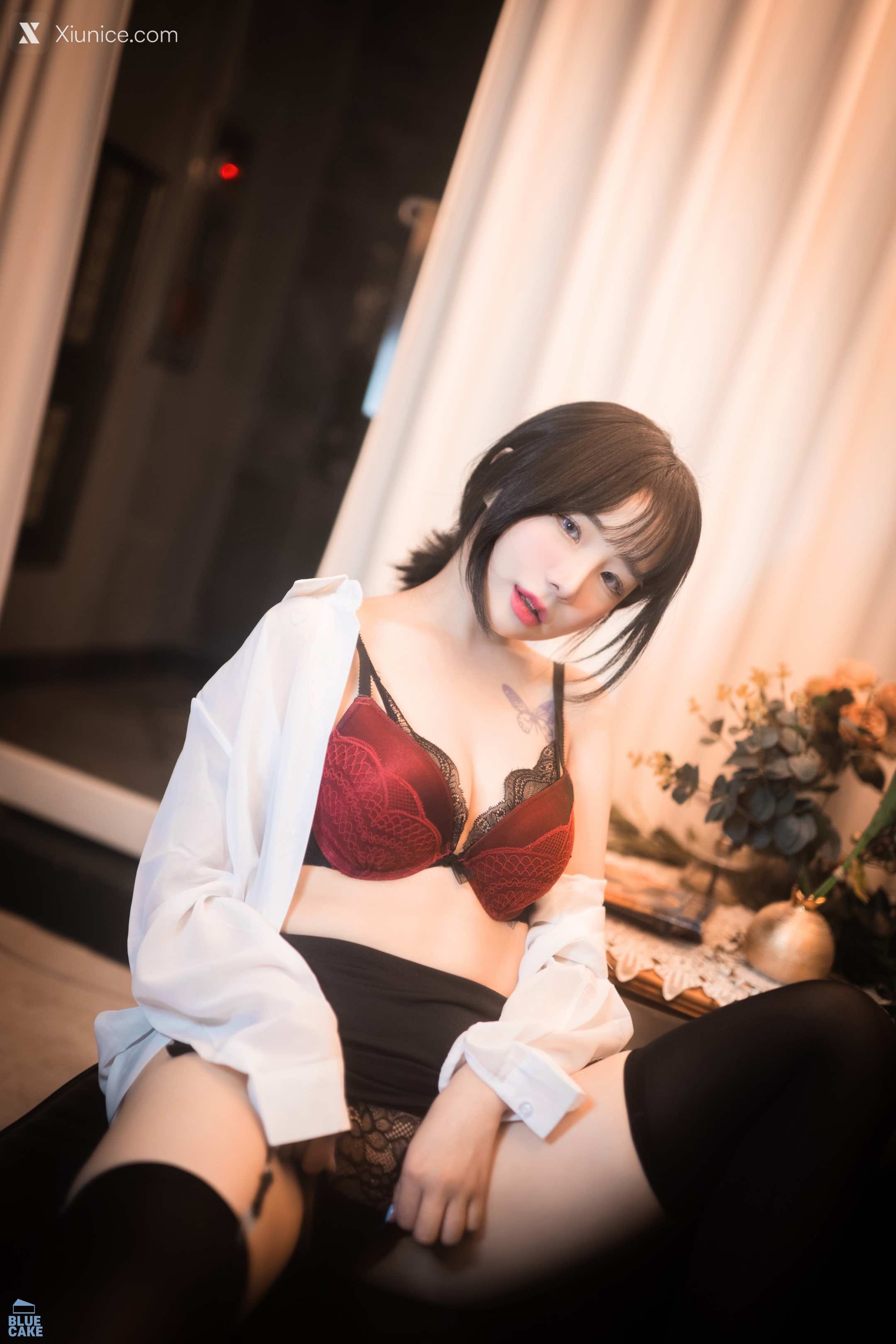BLUECAKE Yeji (예지) Cat Play 15