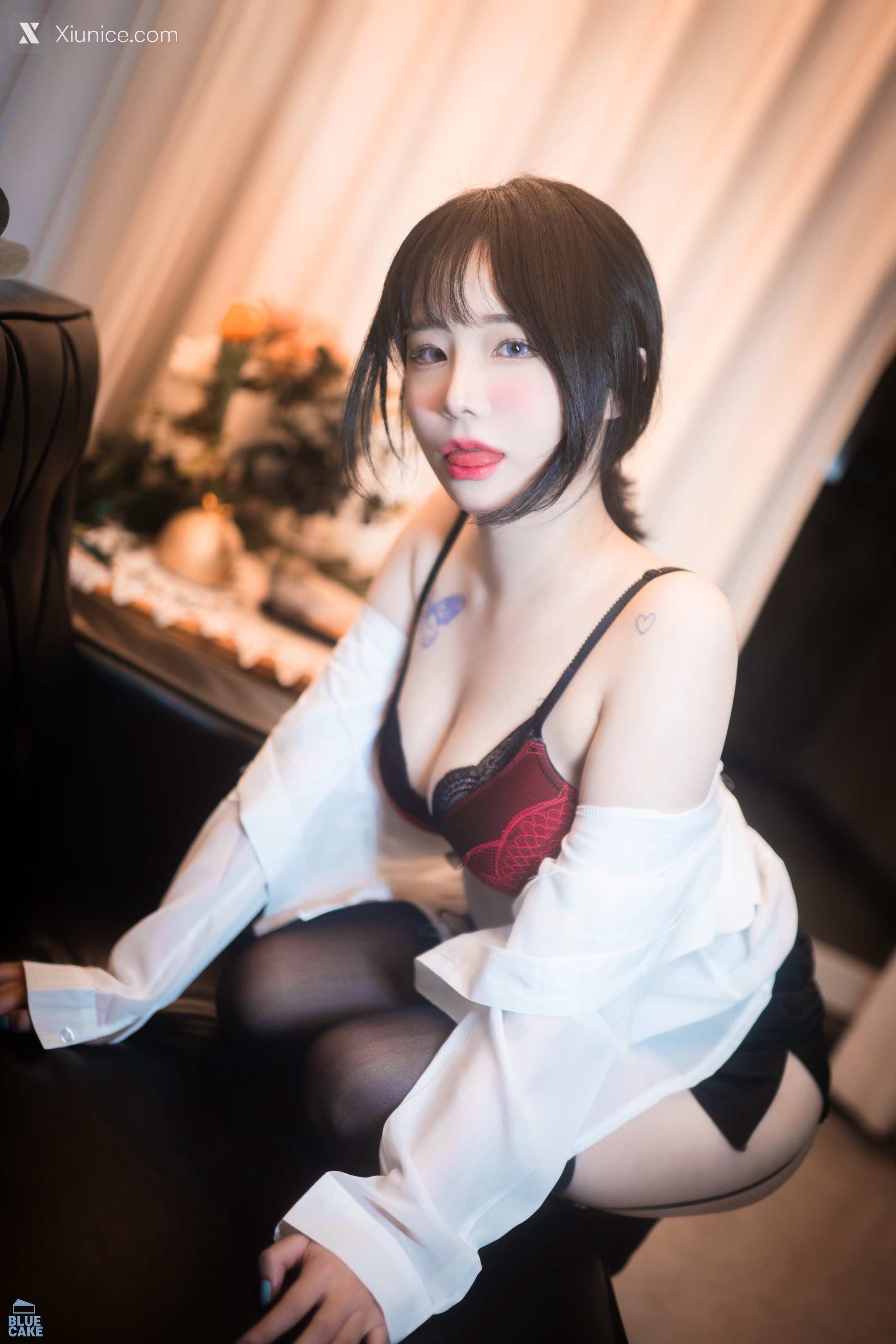 BLUECAKE Yeji (예지) Cat Play 17
