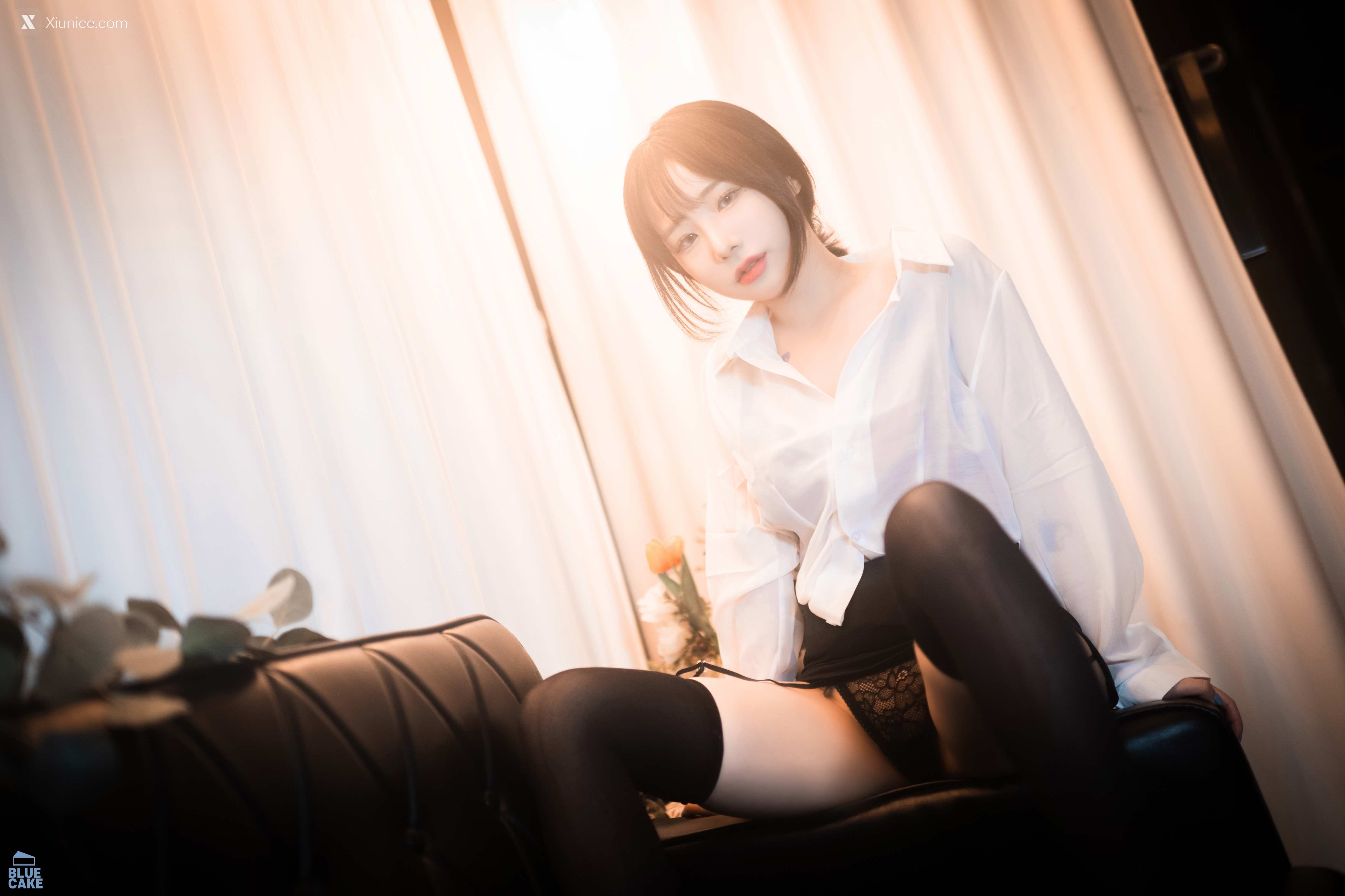 BLUECAKE Yeji (예지) Cat Play 8