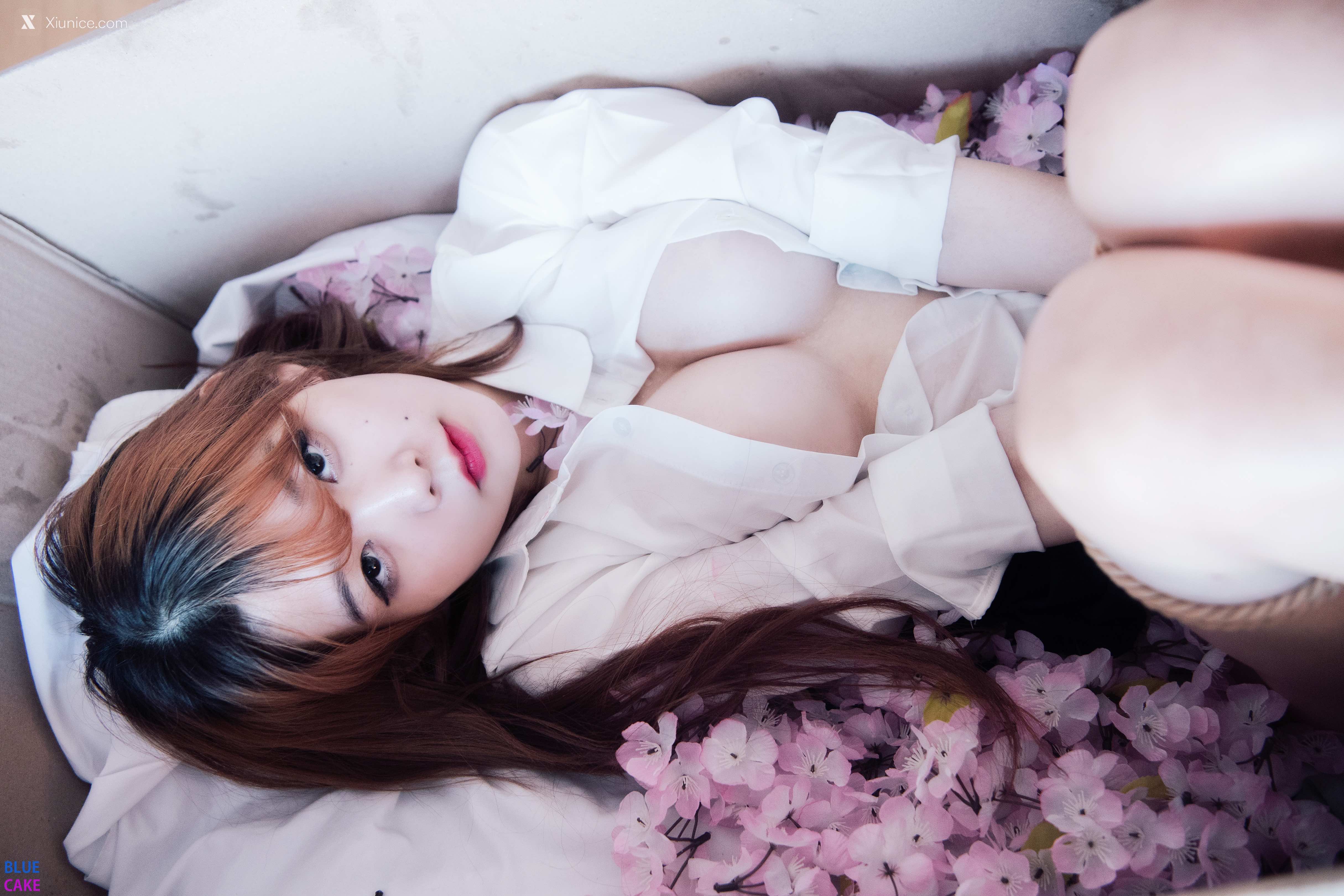 BLUECAKE Zia (지아) Your Gift Birthday 49