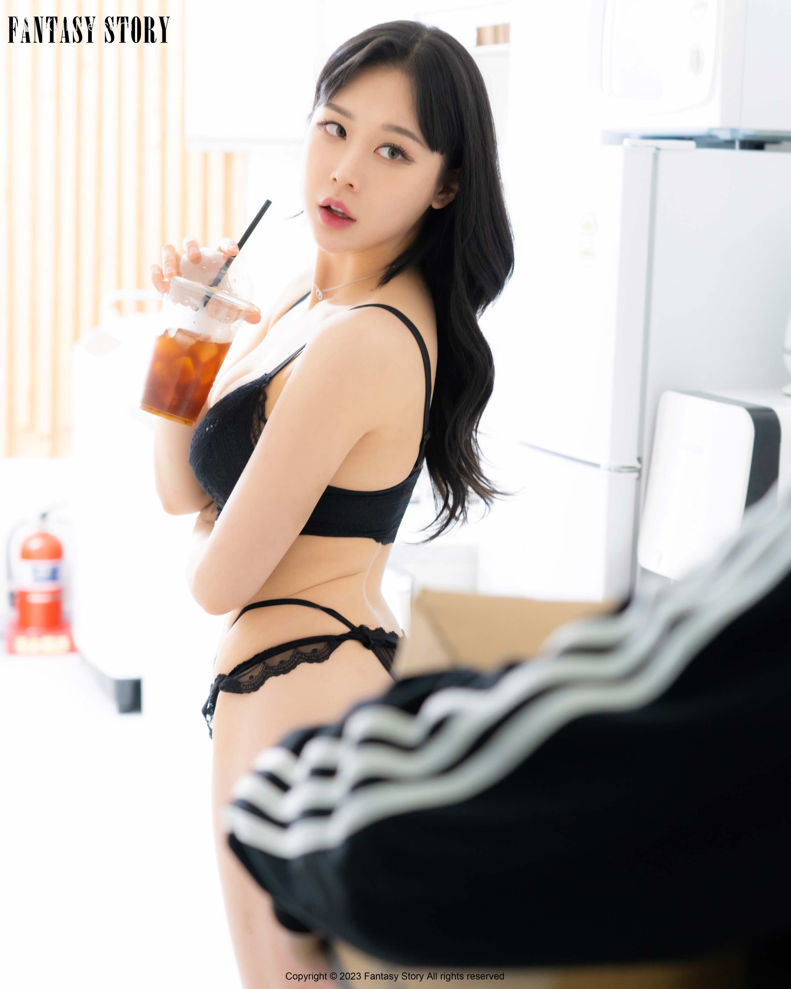 Haena (해나) Haena Seducing A Courier 6