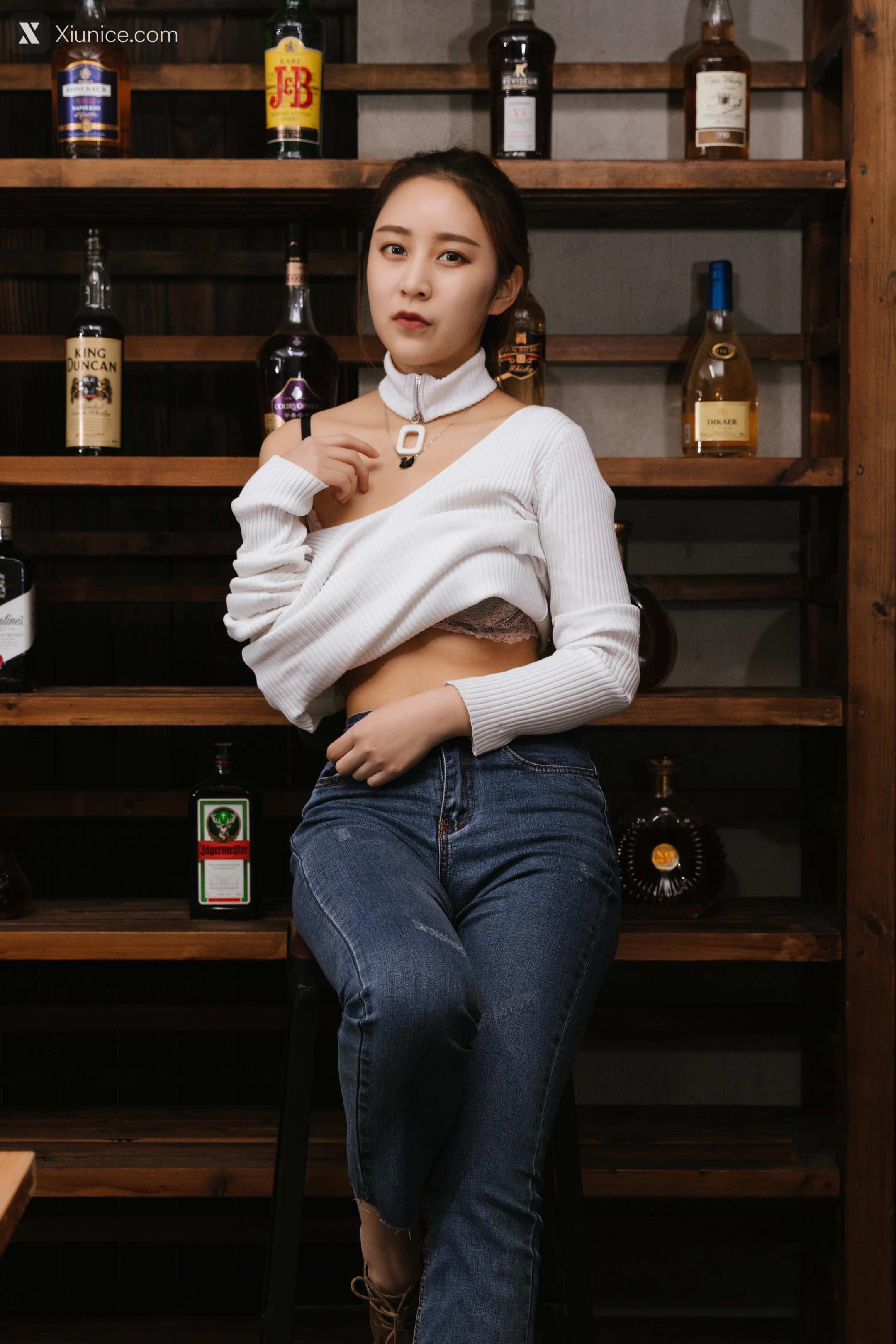 Qiao Yi Lin (乔依琳) R18 秀人网模特 酒窖中的爱抚 12