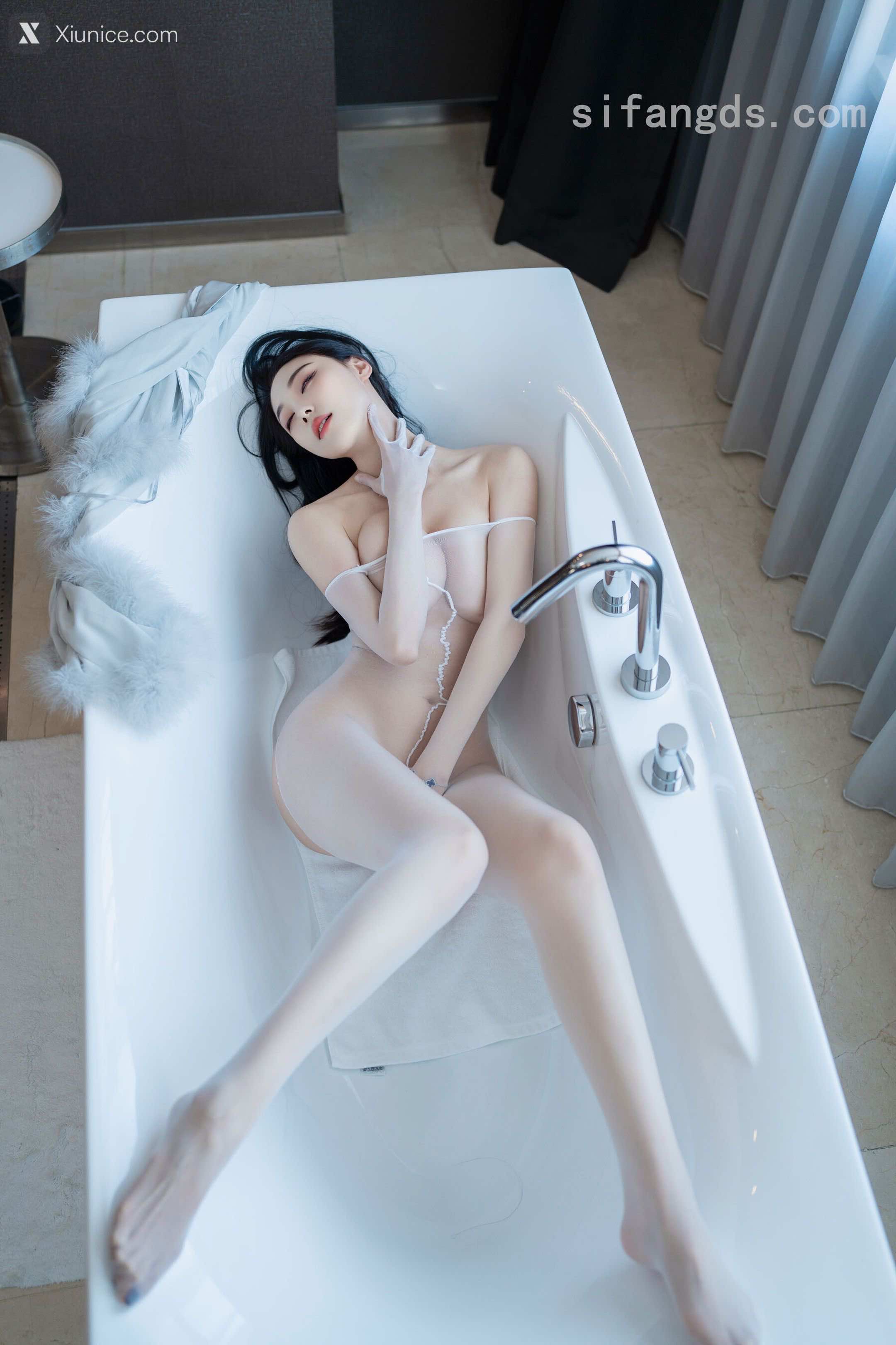 清妙 R18 秀人网模特 极致白丝诱惑 41