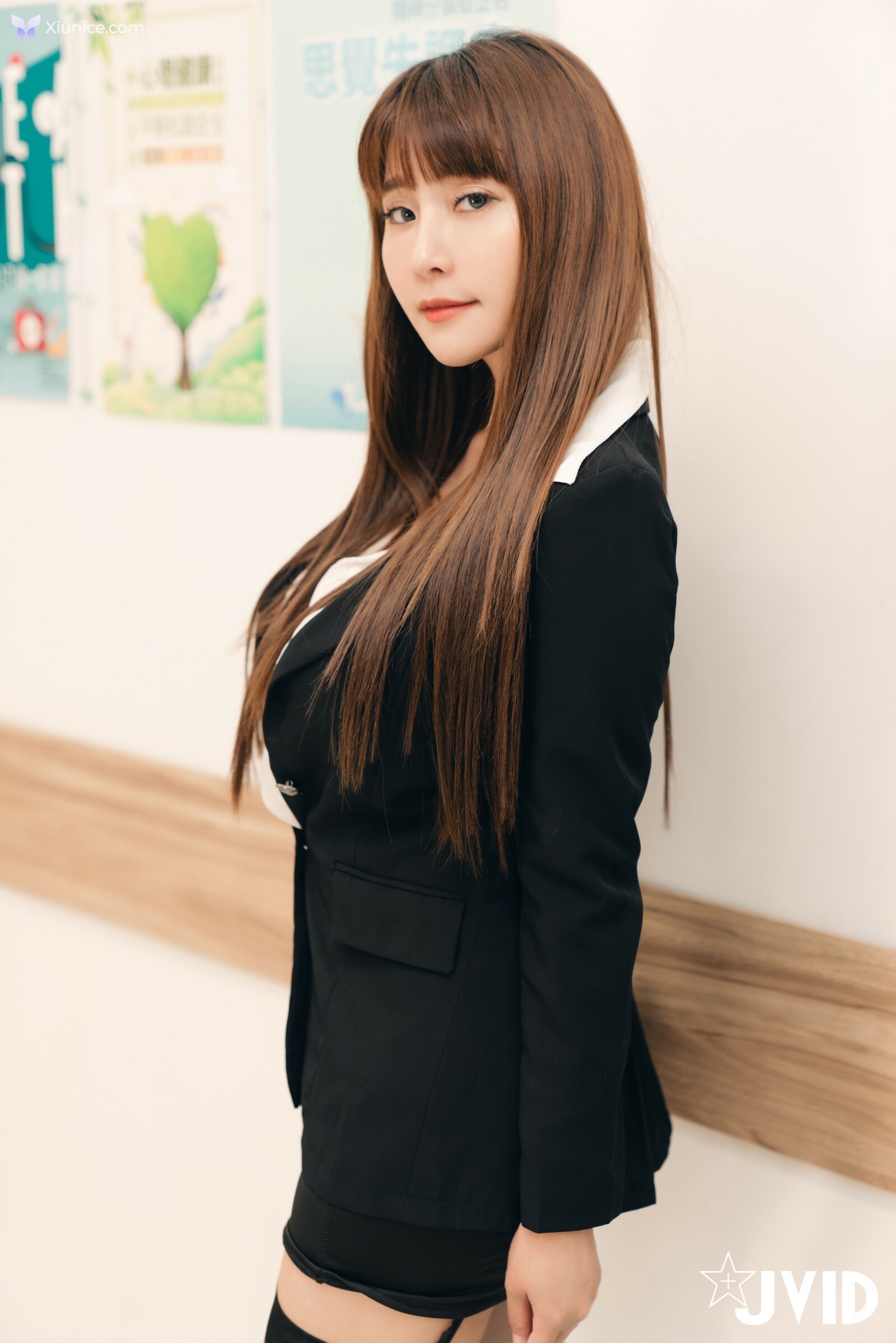 JVID Lele 樂樂呆萌巨乳OL下班健康檢查遇到了色性大發醫師用手指玩具最後用棒棒內診還內射給病患但這種健康檢查太舒服了下次還要再來檢查-97