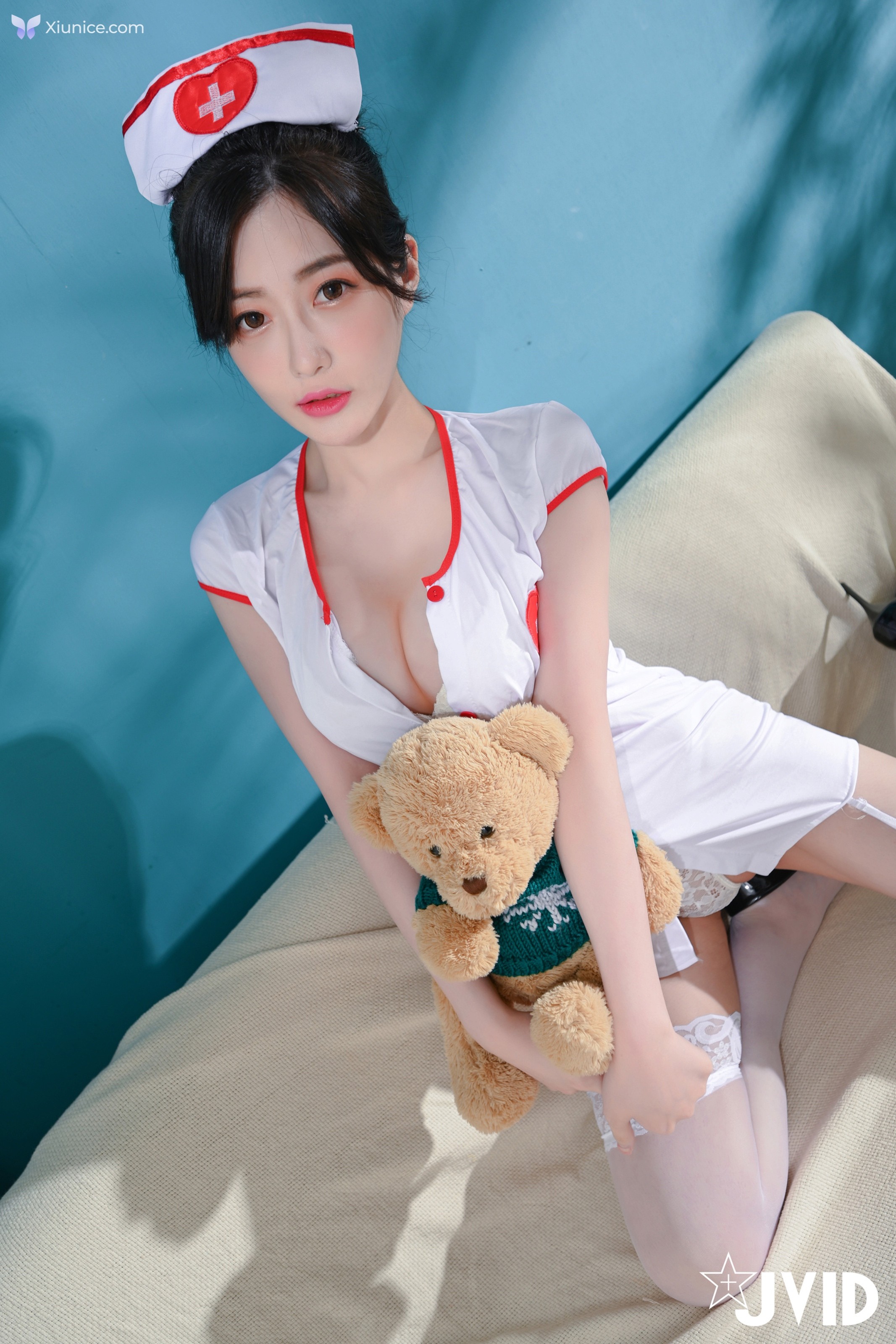 JVID 璃奈醬 – 打完疫苗是不是發燒酸痛痛小護士璃奈醬全心陪伴照顧你還沒輪到打疫苗超幹沒關係璃奈醬腳開開給你在神鮑裡注入白色汁液-112