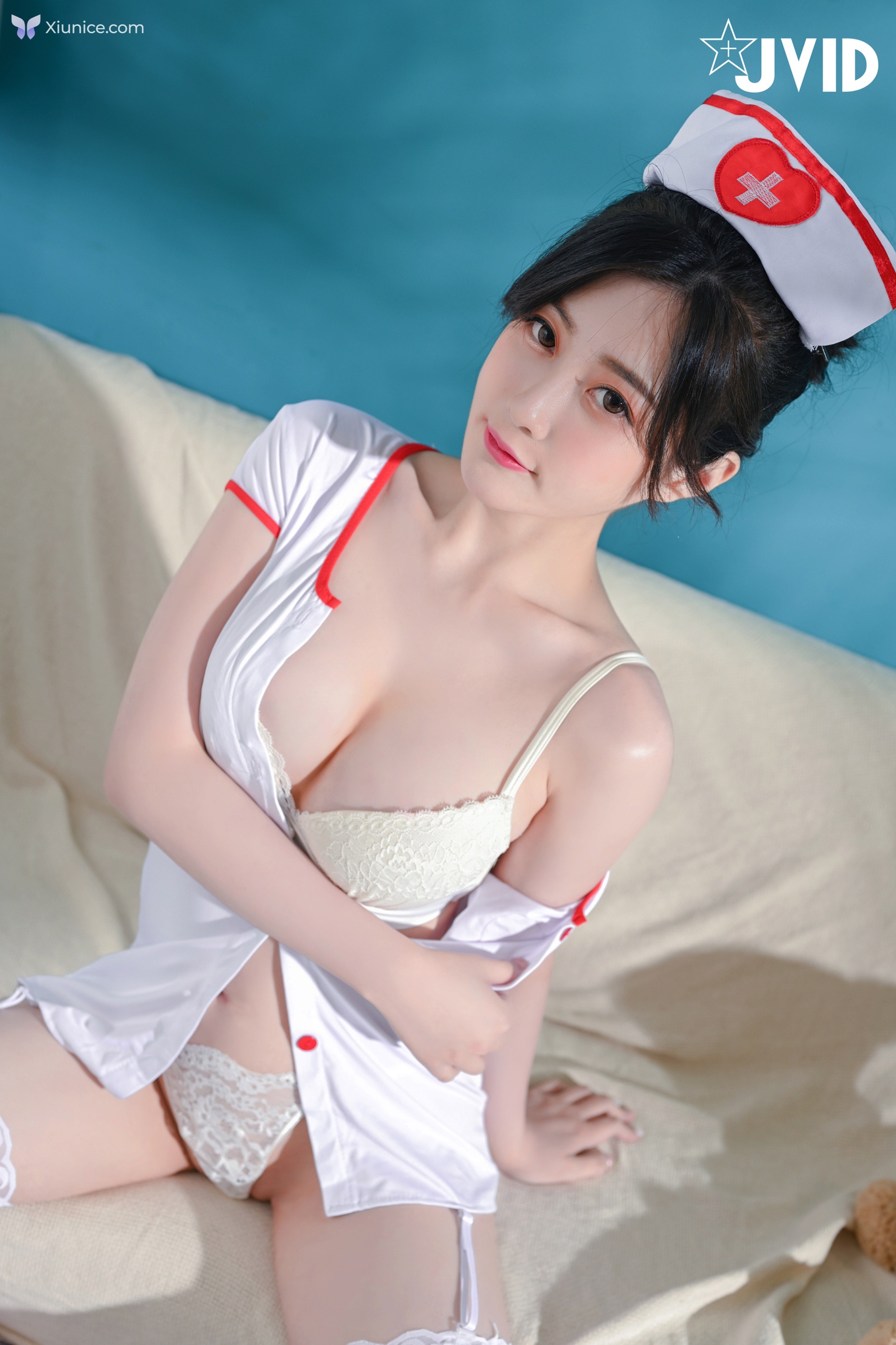 JVID 璃奈醬 – 打完疫苗是不是發燒酸痛痛小護士璃奈醬全心陪伴照顧你還沒輪到打疫苗超幹沒關係璃奈醬腳開開給你在神鮑裡注入白色汁液-128