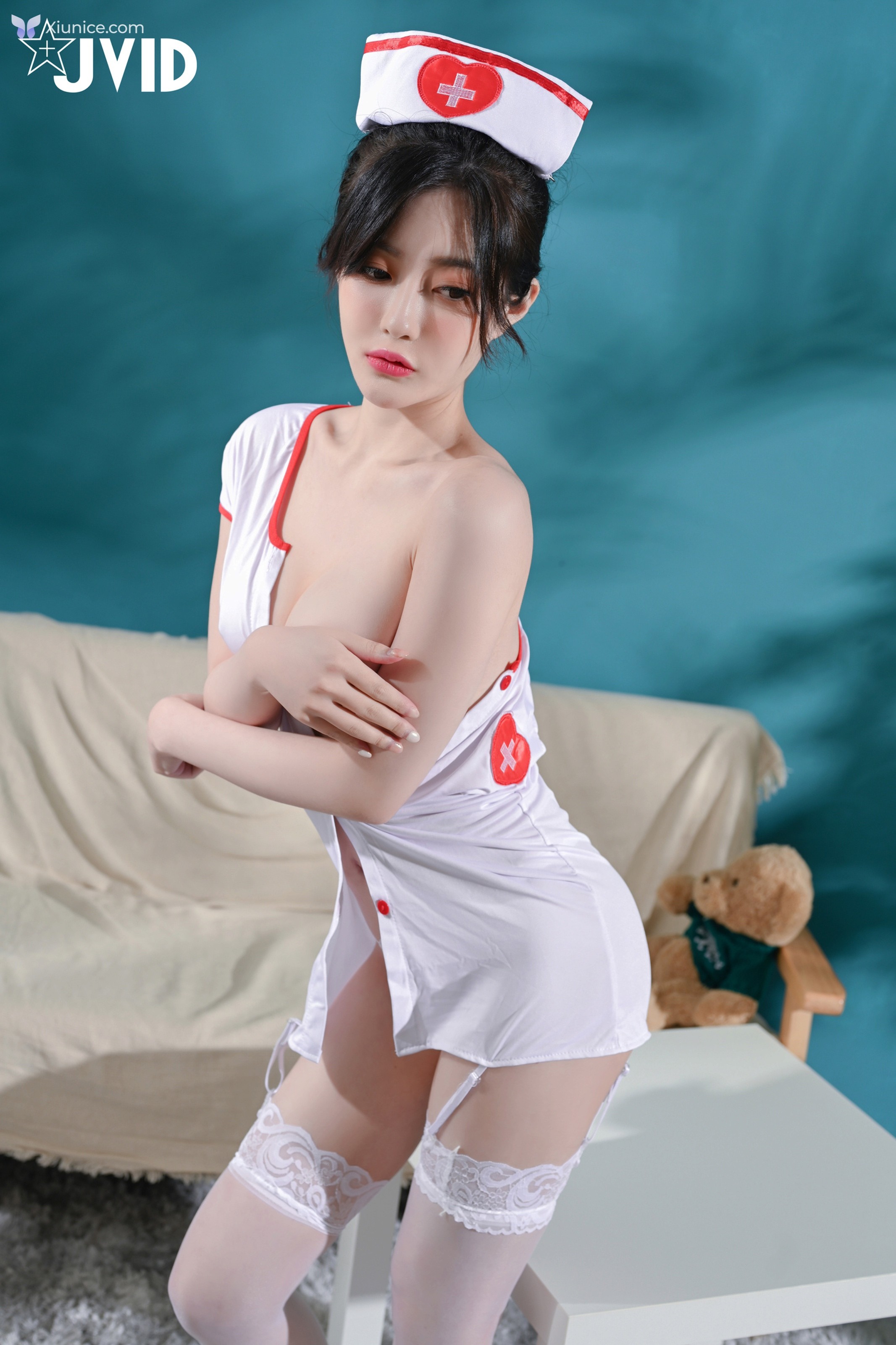JVID 璃奈醬 – 打完疫苗是不是發燒酸痛痛小護士璃奈醬全心陪伴照顧你還沒輪到打疫苗超幹沒關係璃奈醬腳開開給你在神鮑裡注入白色汁液-159