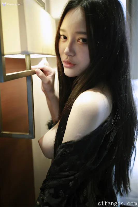 Xiuren-Uncensored-4K-Tang-Qi-Er-Tang-Qi-Er-R18-Xiu-Ren-Wang-Mo-Te-Nan-Yan-De-Chun-Se-8-thumbnail