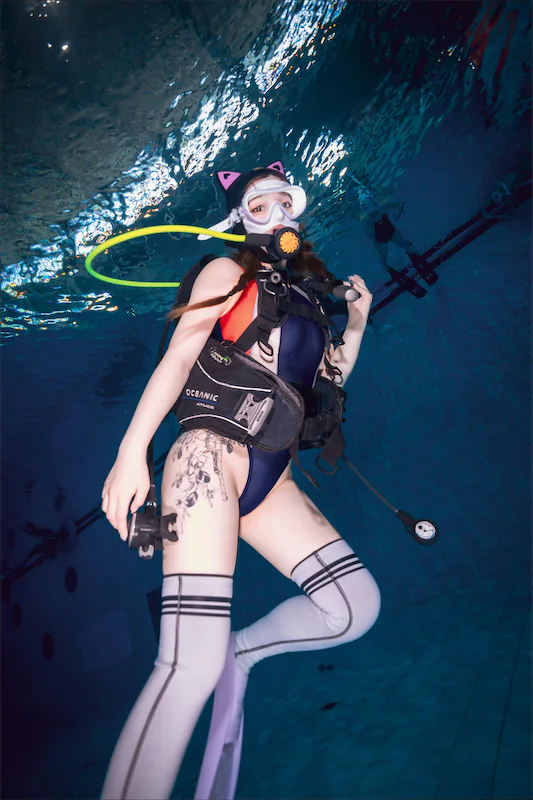 DJAWA-Photo-Son-Ye-Eun-sonyeeun-Swimming-Lessons-Underwater-220P-210-thumbnail