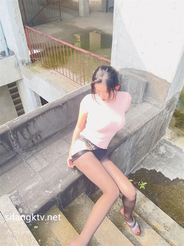 Xiuren-Uncensored-novaLi-Ya-R18-Xiu-Ren-Wang-Mo-Te-Jing-Bao-Si-Pai-He-Ji-02-1189-thumbnail